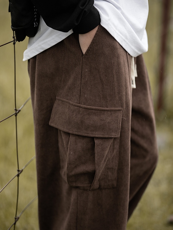 Herren-Cargohose aus Cord mit Pattentasche und Schnürung-6