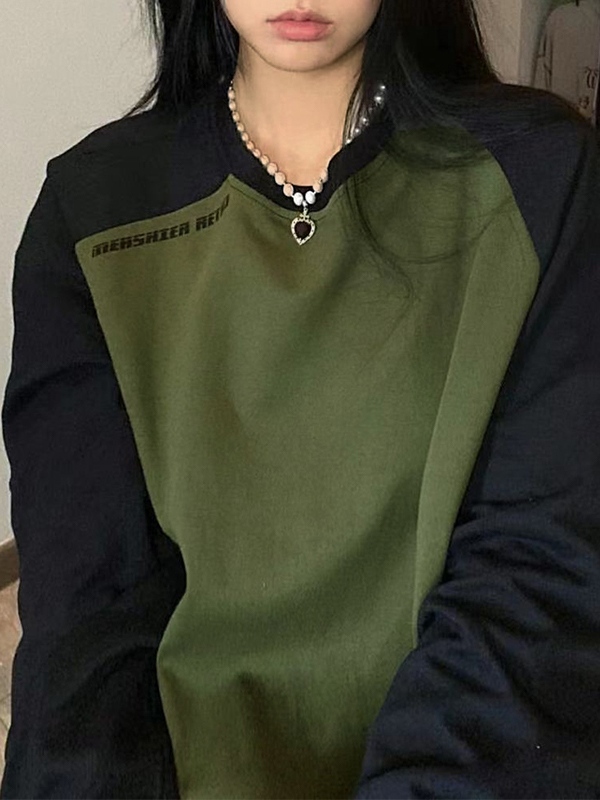 Verziertes Sweatshirt mit Raglan-Print in Kontrastfarbe-1