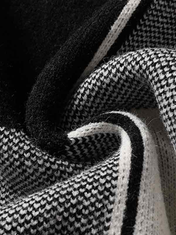 Herrenpullover mit Karomuster in Kontrastfarbe-4